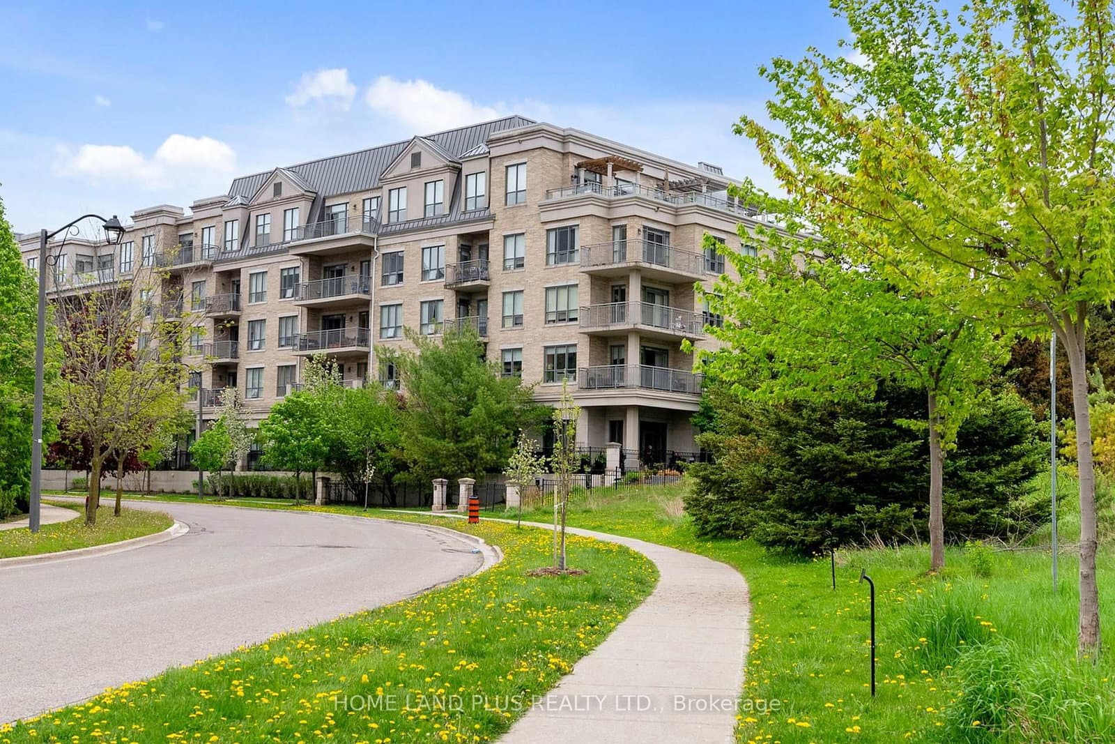 180 John West Way, Unit 422 - Image 2