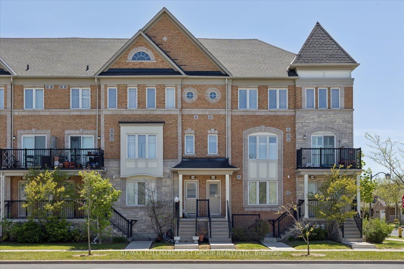 2067 Bur Oak Avenue, Unit 3 - Image 1