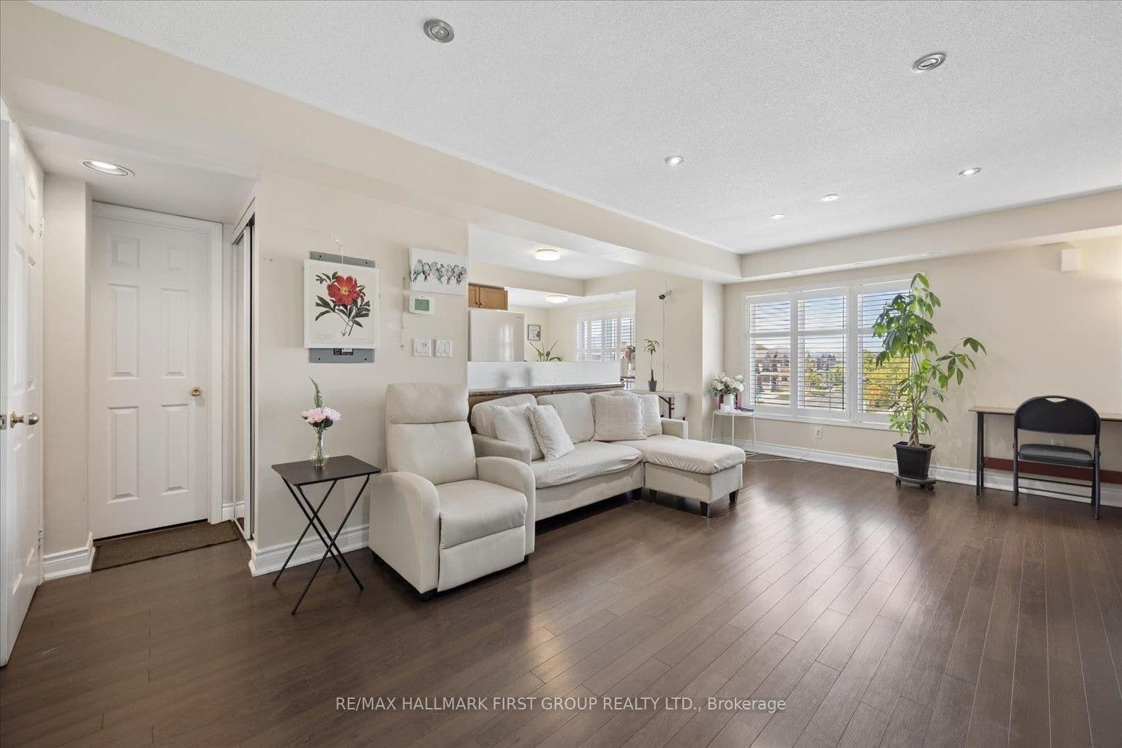 2067 Bur Oak Avenue, Unit 3 - Image 3