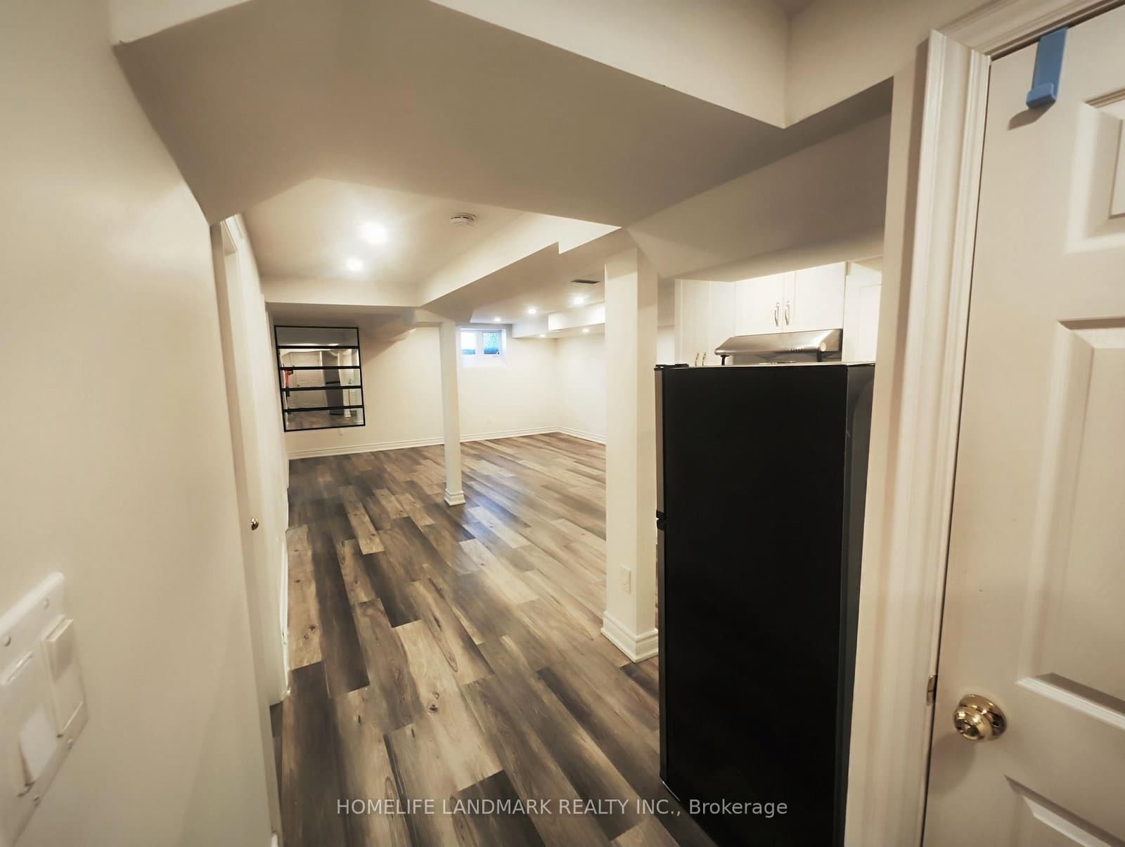 5 Southvale (Basement) Drive - Image 1