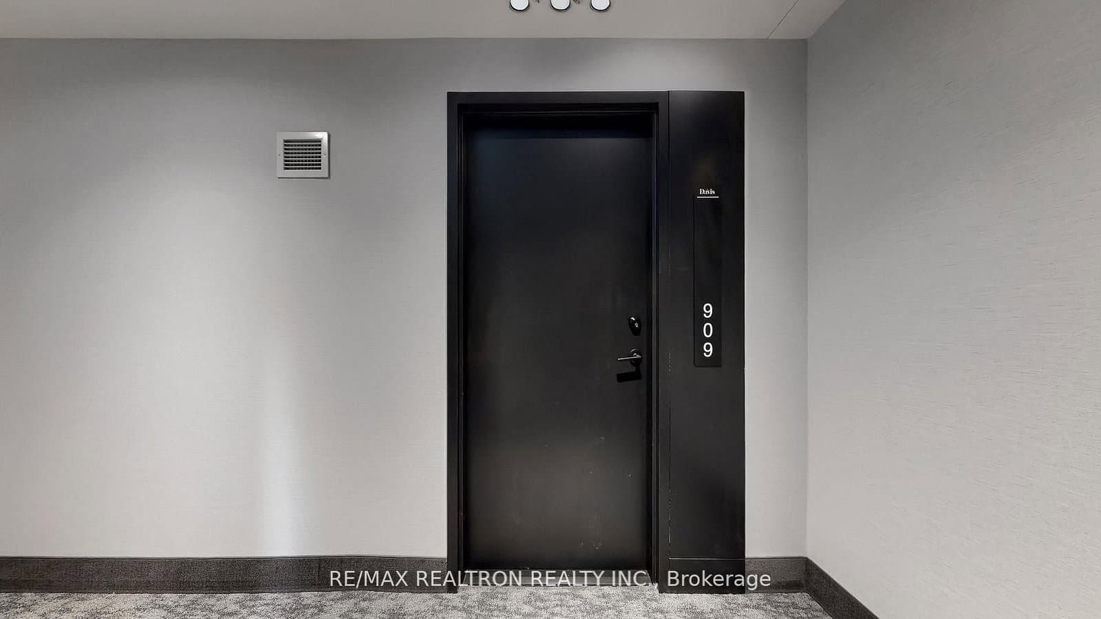 185 Deerfield Road, Unit 909 - Image 4