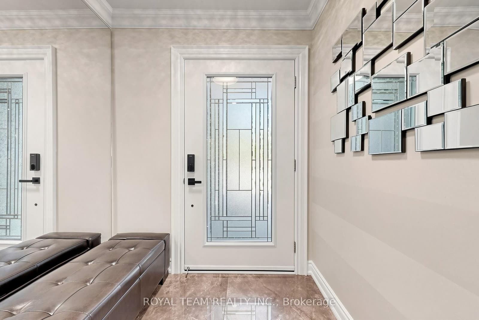 87 Mccallum Drive - Image 2