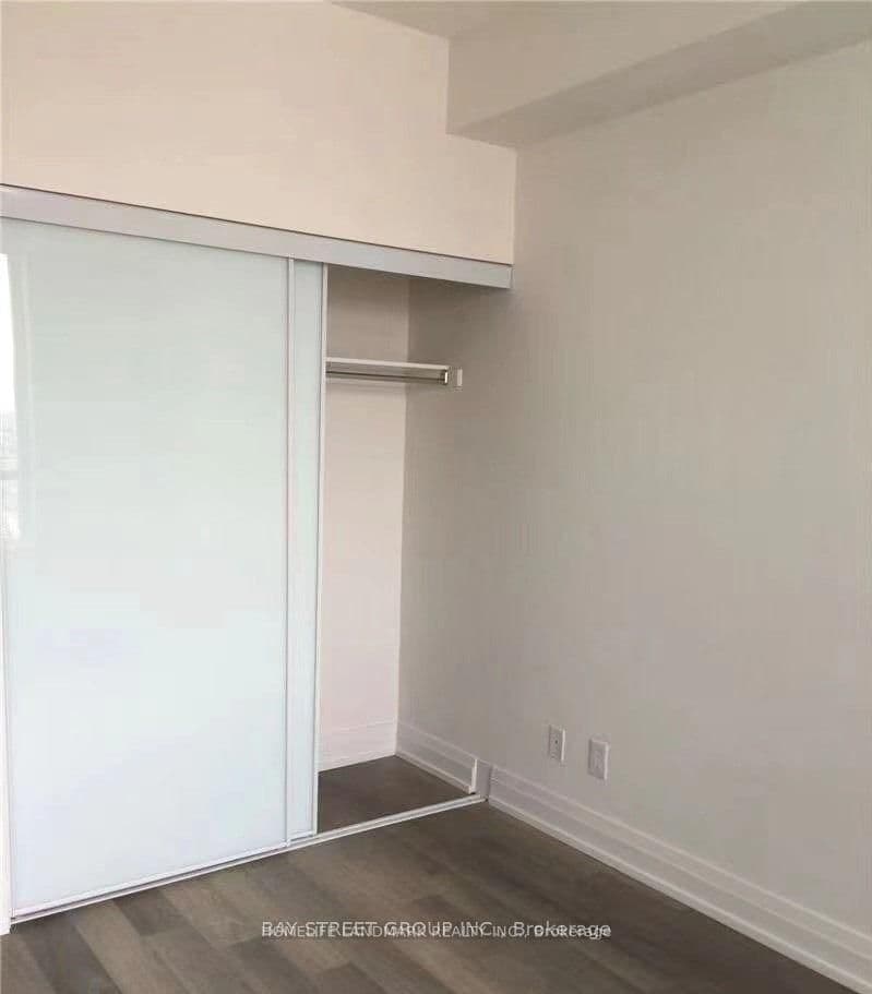 7165 Yonge Street, Unit 2210 - Image 4