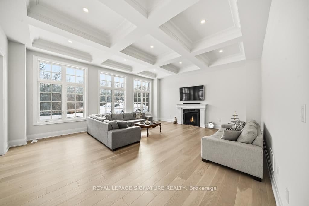 16 Gianvito Crescent - Image 4