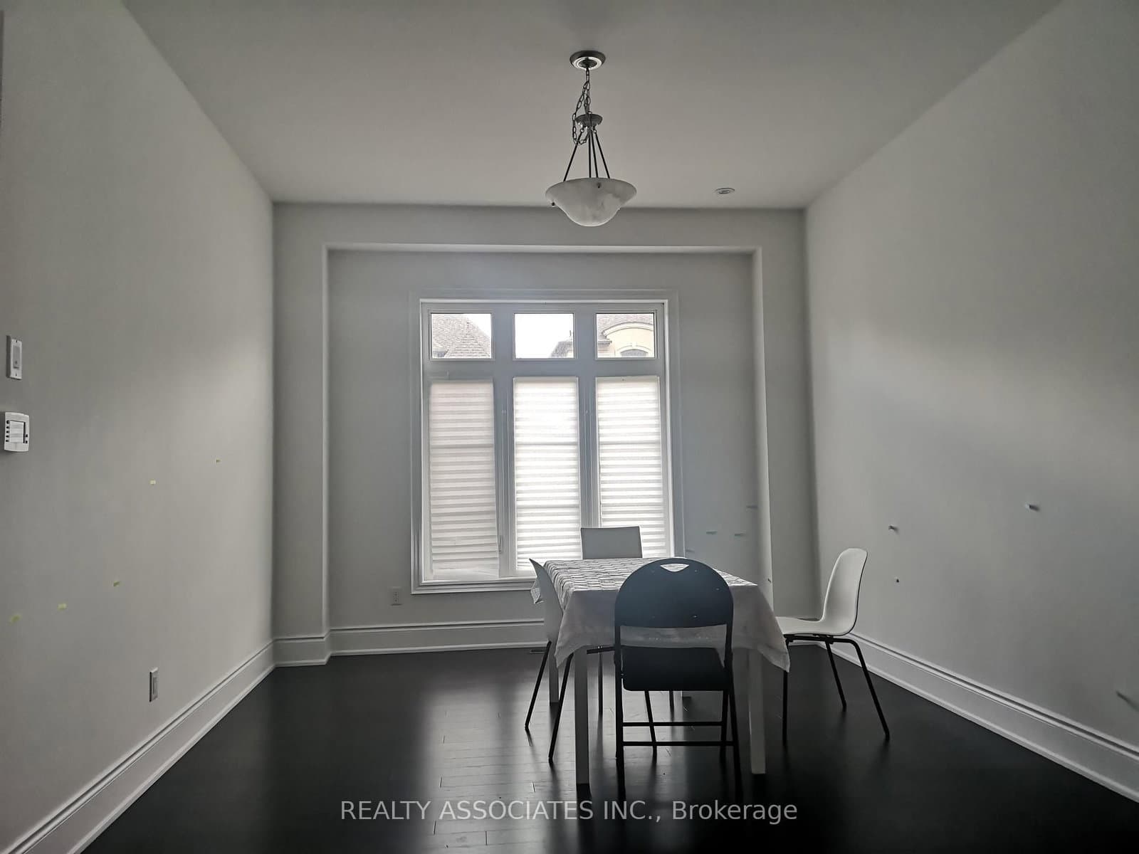241 Stormont Trail - Image 6