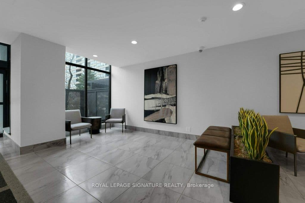 22 Clarissa Drive, Unit 1404 - Image 4