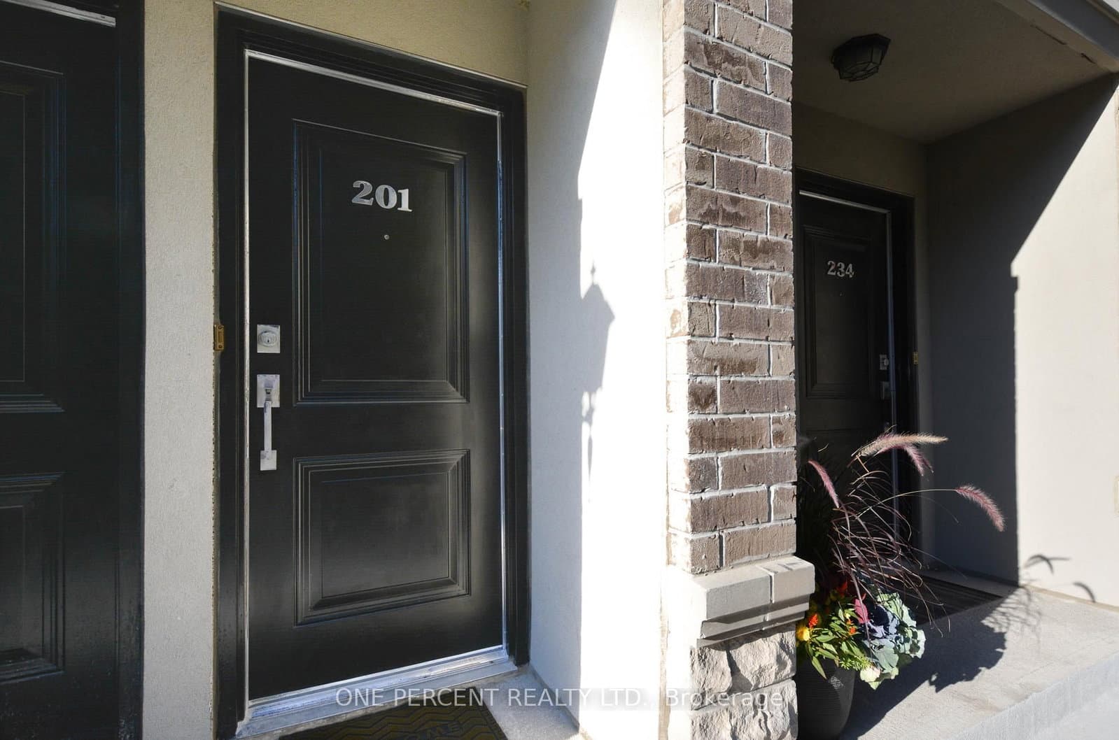 320 John Street, Unit 201 - Image 4