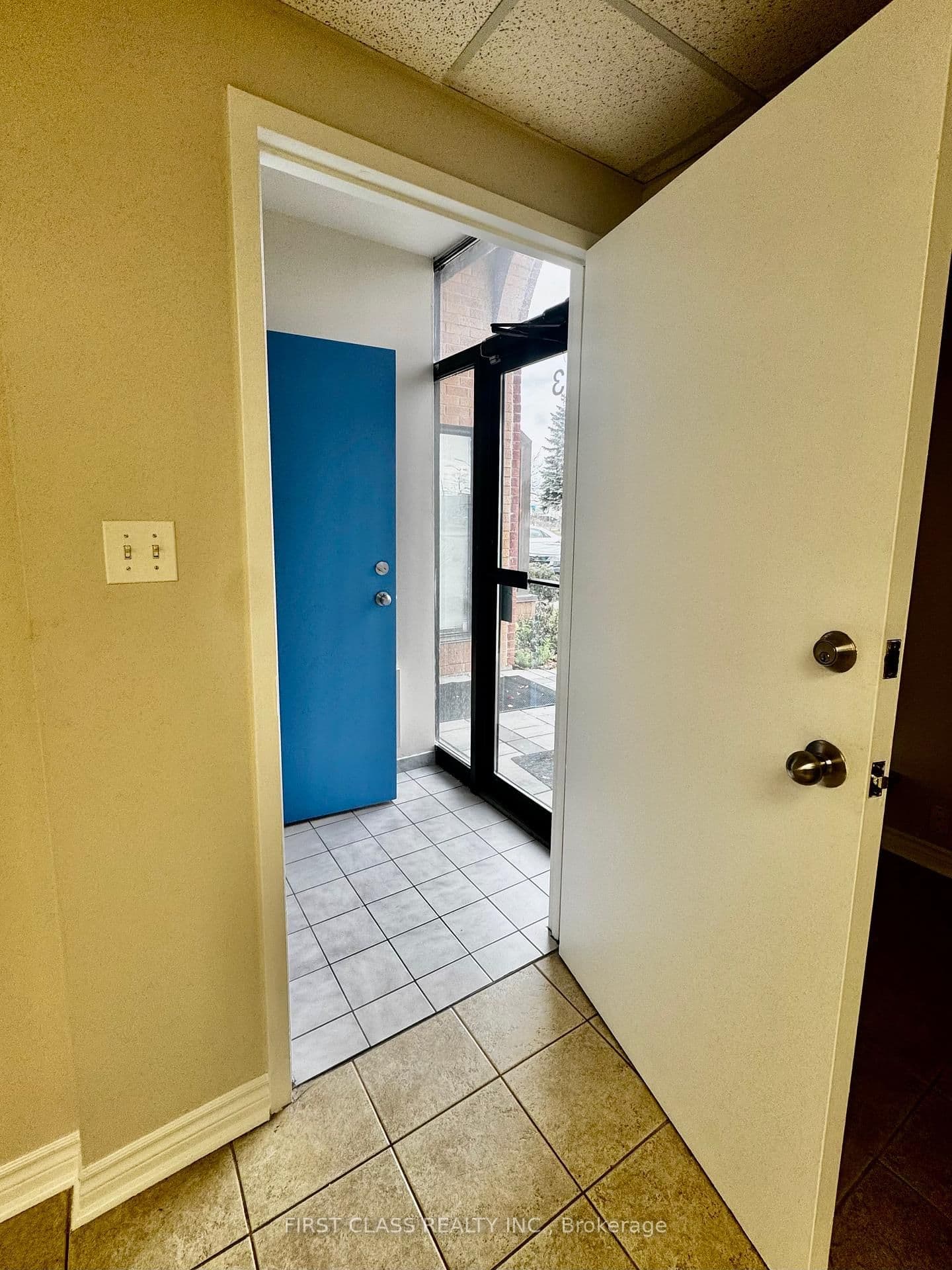 400 Creditstone Road W, Unit 3A - Image 2