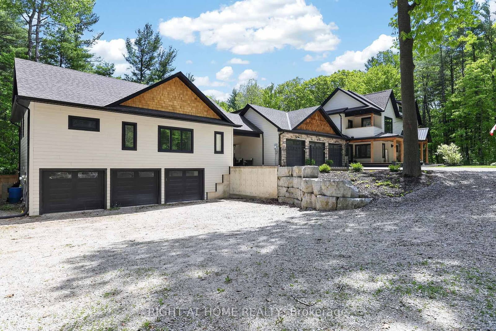 16 Woodland Heights Drive - Image 4