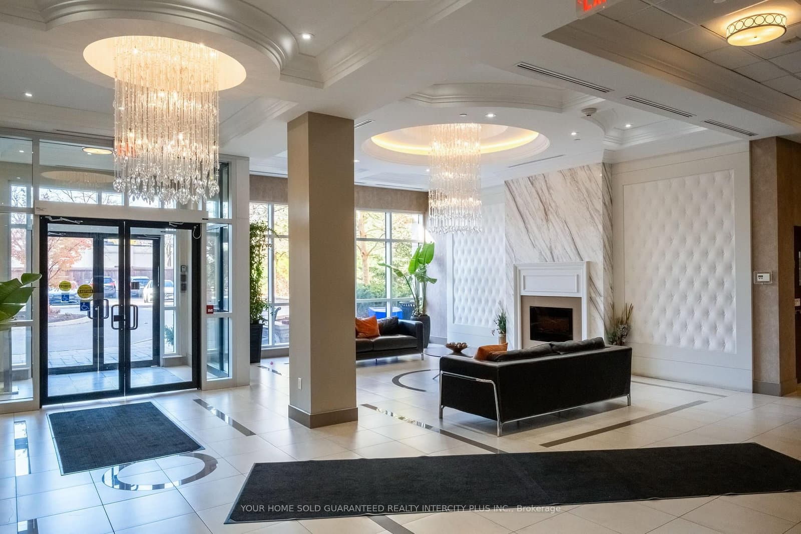 2396 Major MacKenzie Drive W, Unit 418 - Image 4