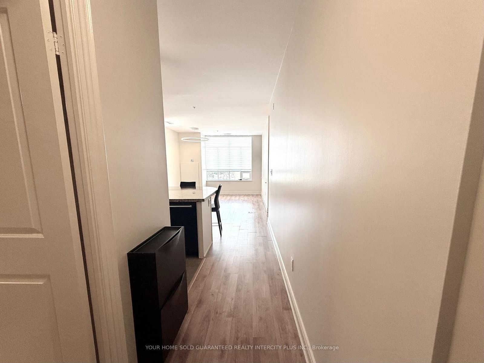 2396 Major MacKenzie Drive W, Unit 418 - Image 6
