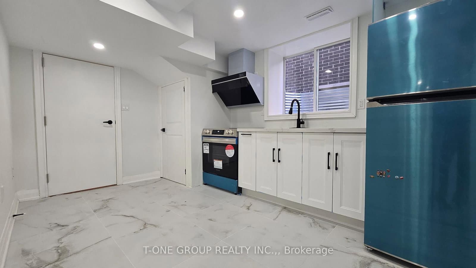 13 Eberly Woods Drive - Image 4