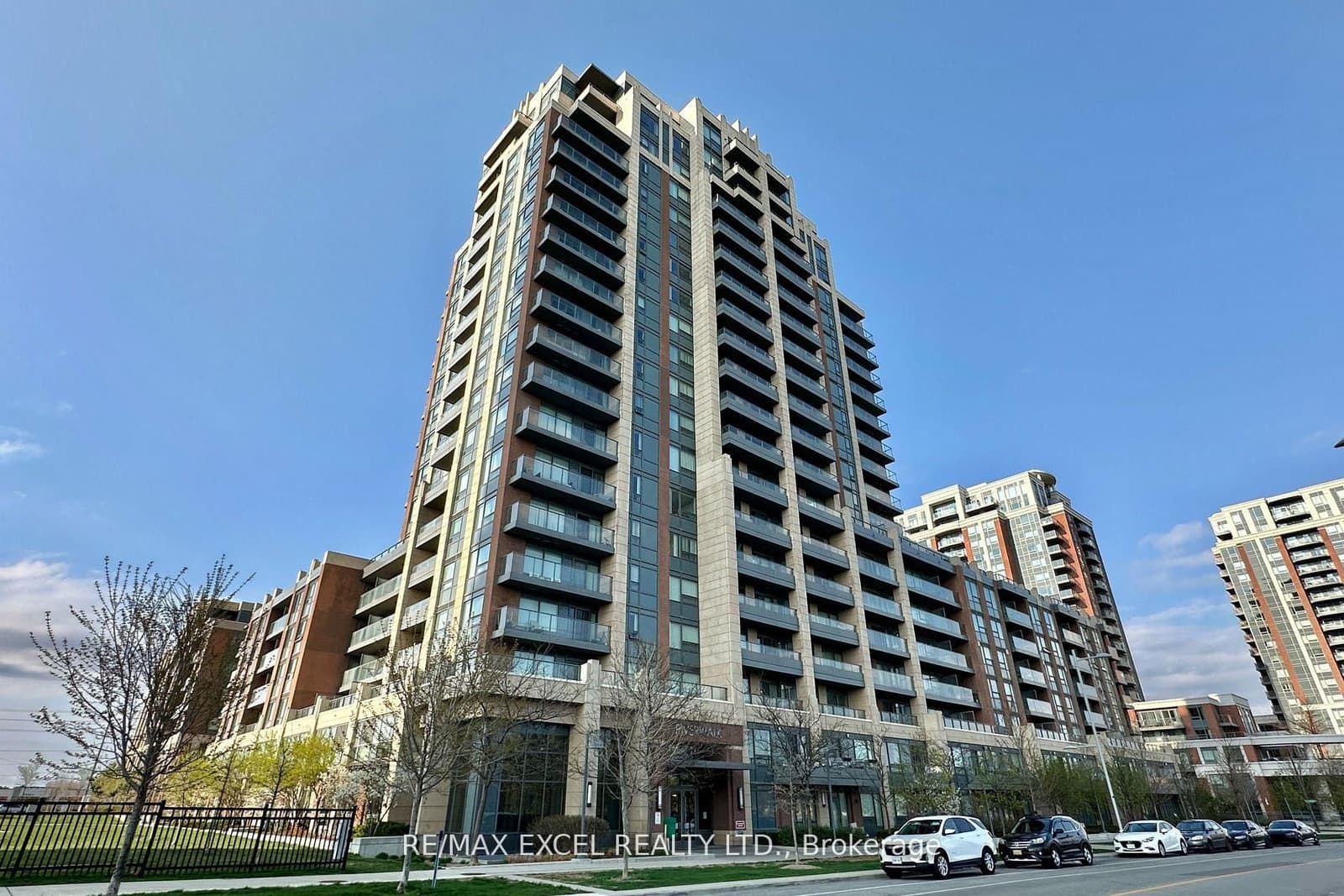 18 Uptown Drive, Unit 703 - Image 1