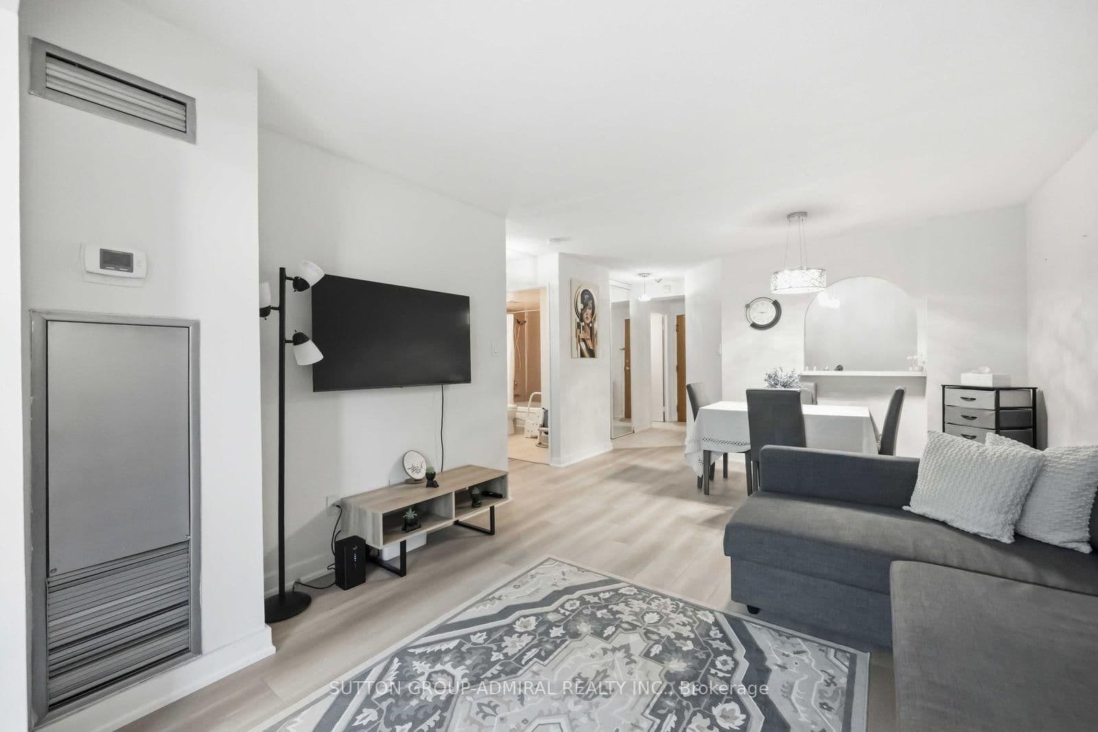 326 Major Mackenzie Drive, Unit 220 - Image 5