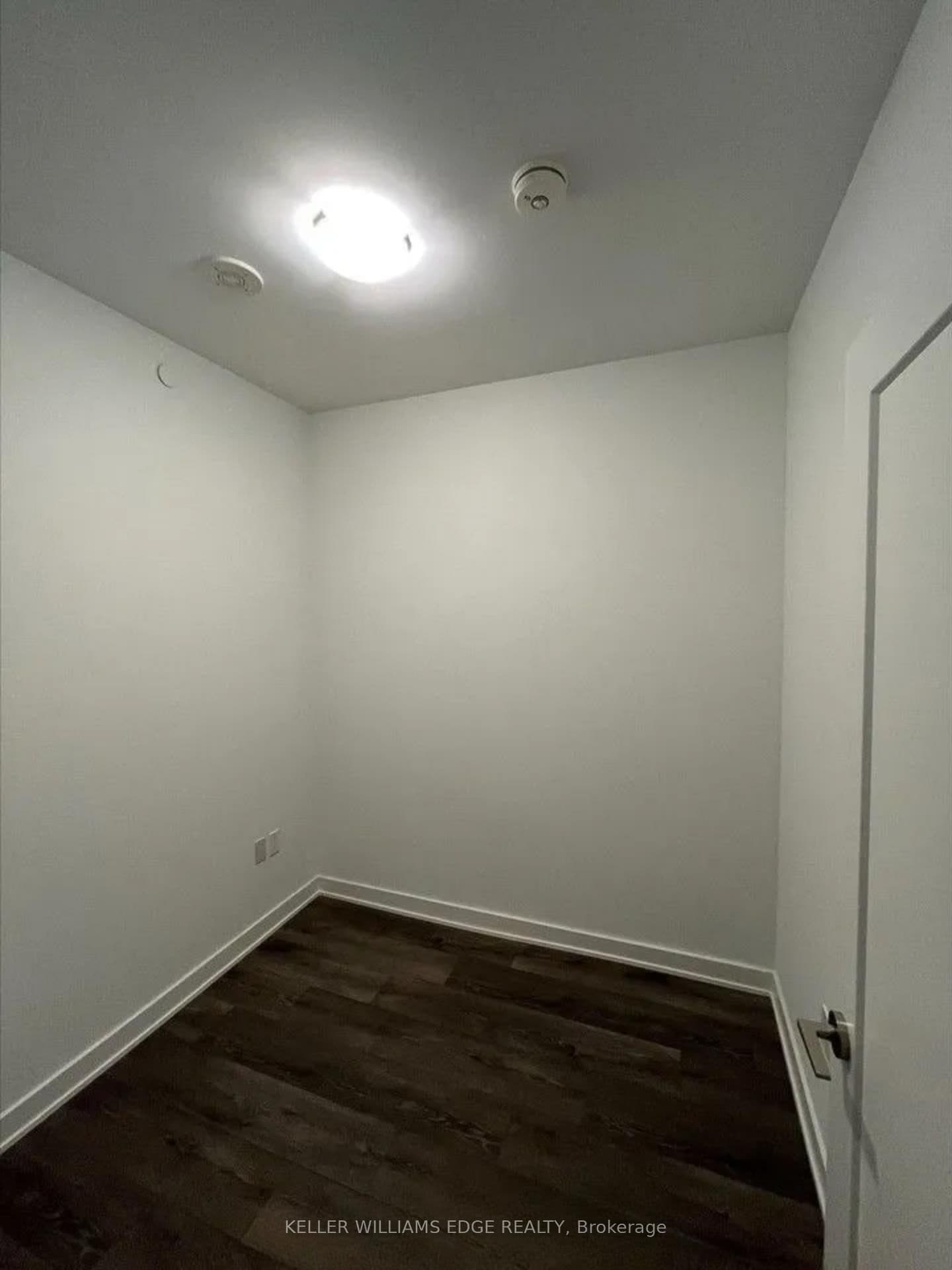 105 Oneida Crescent, Unit 401 - Image 6