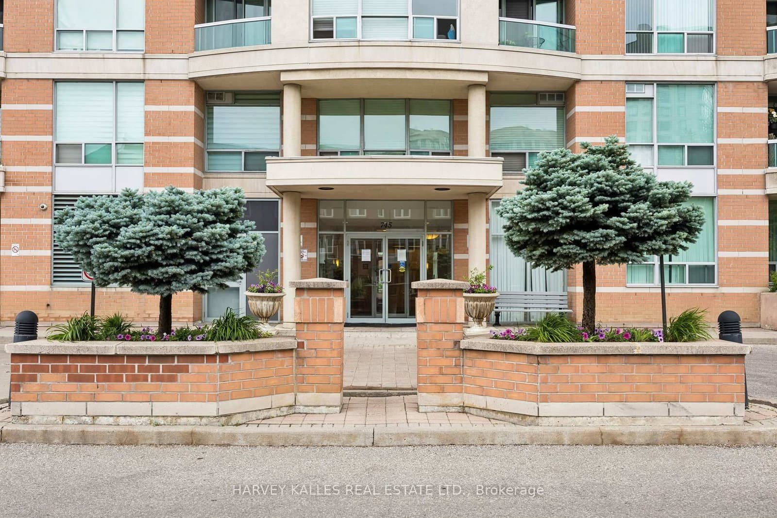 745 New Westminster Drive, Unit 302 - Image 5