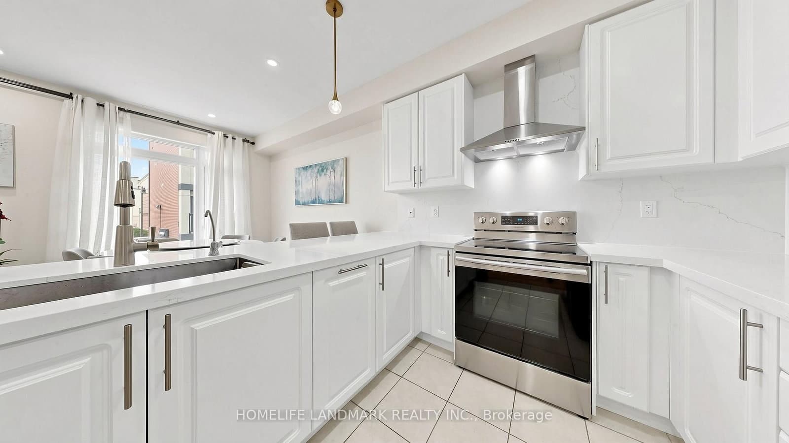 12 McClary's Way - Image 6
