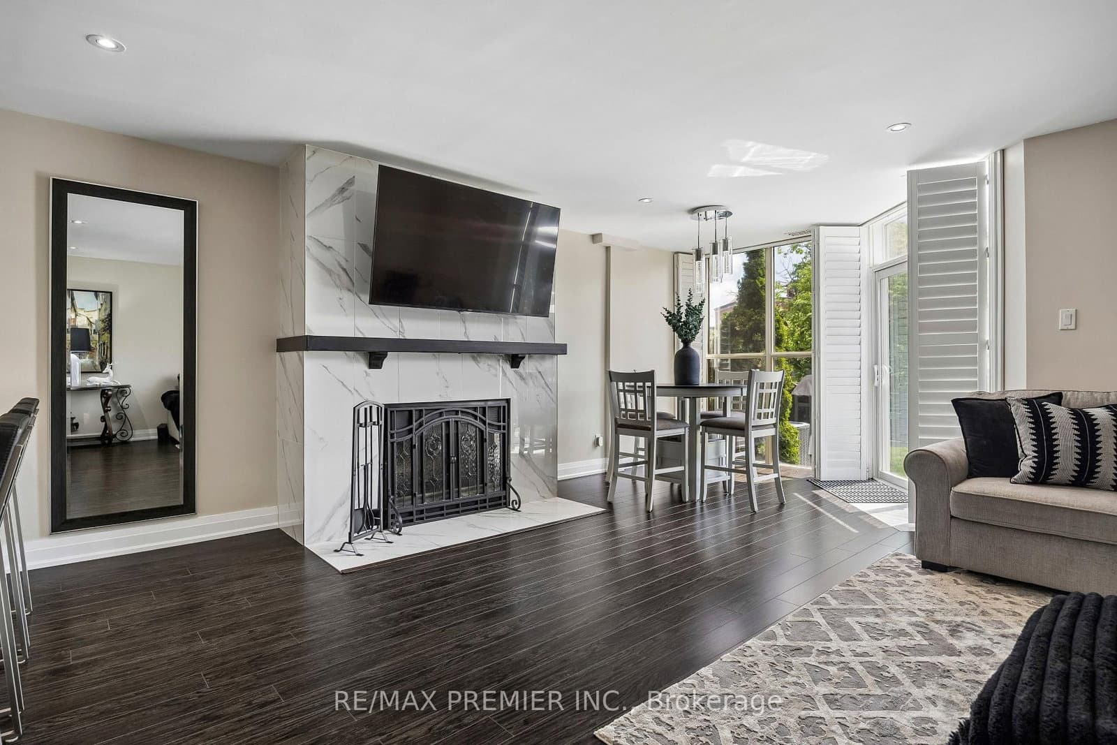 100 Arbors Lane, Unit 8 - Image 2