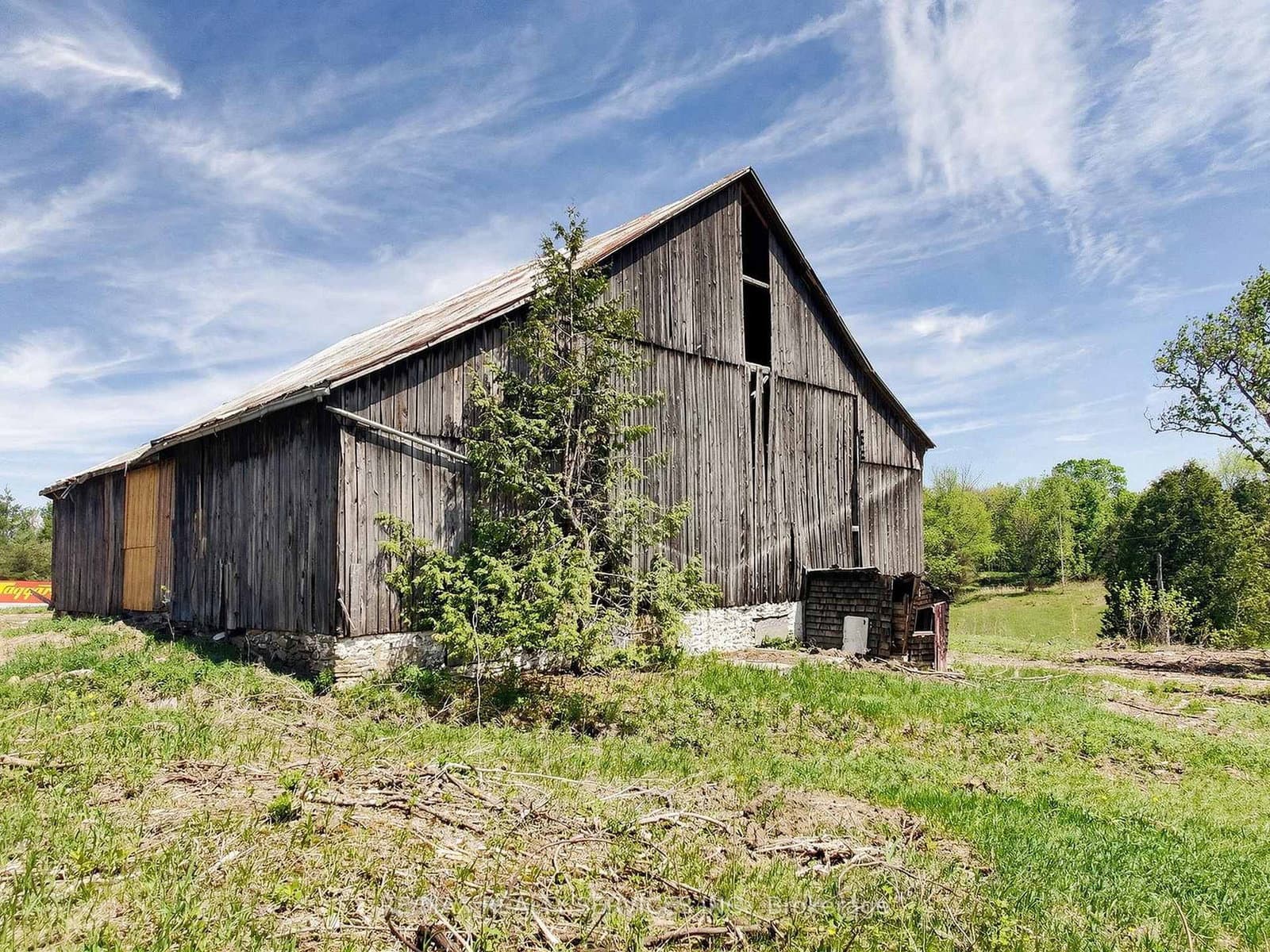 10054 Highway 9 - Image 6