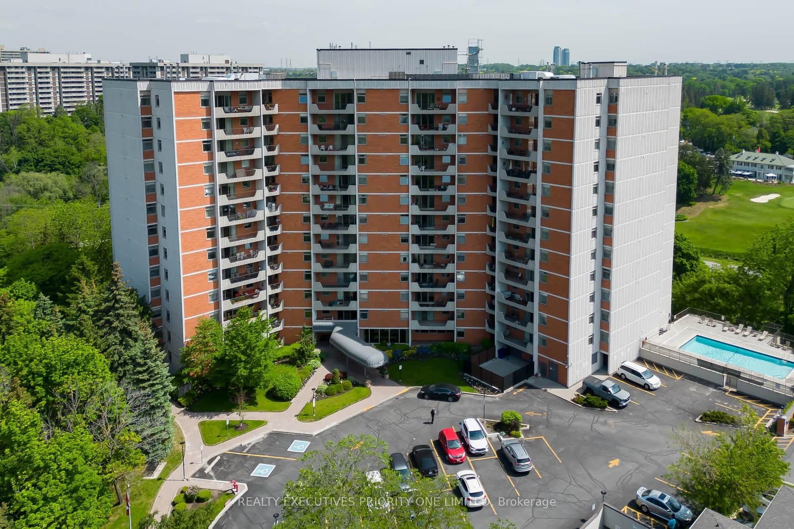 7811 Yonge Street, Unit 308 - Image 2