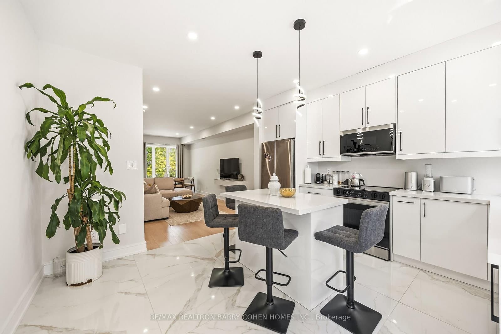 21 Galleria Parkway, Unit 21 - Image 2