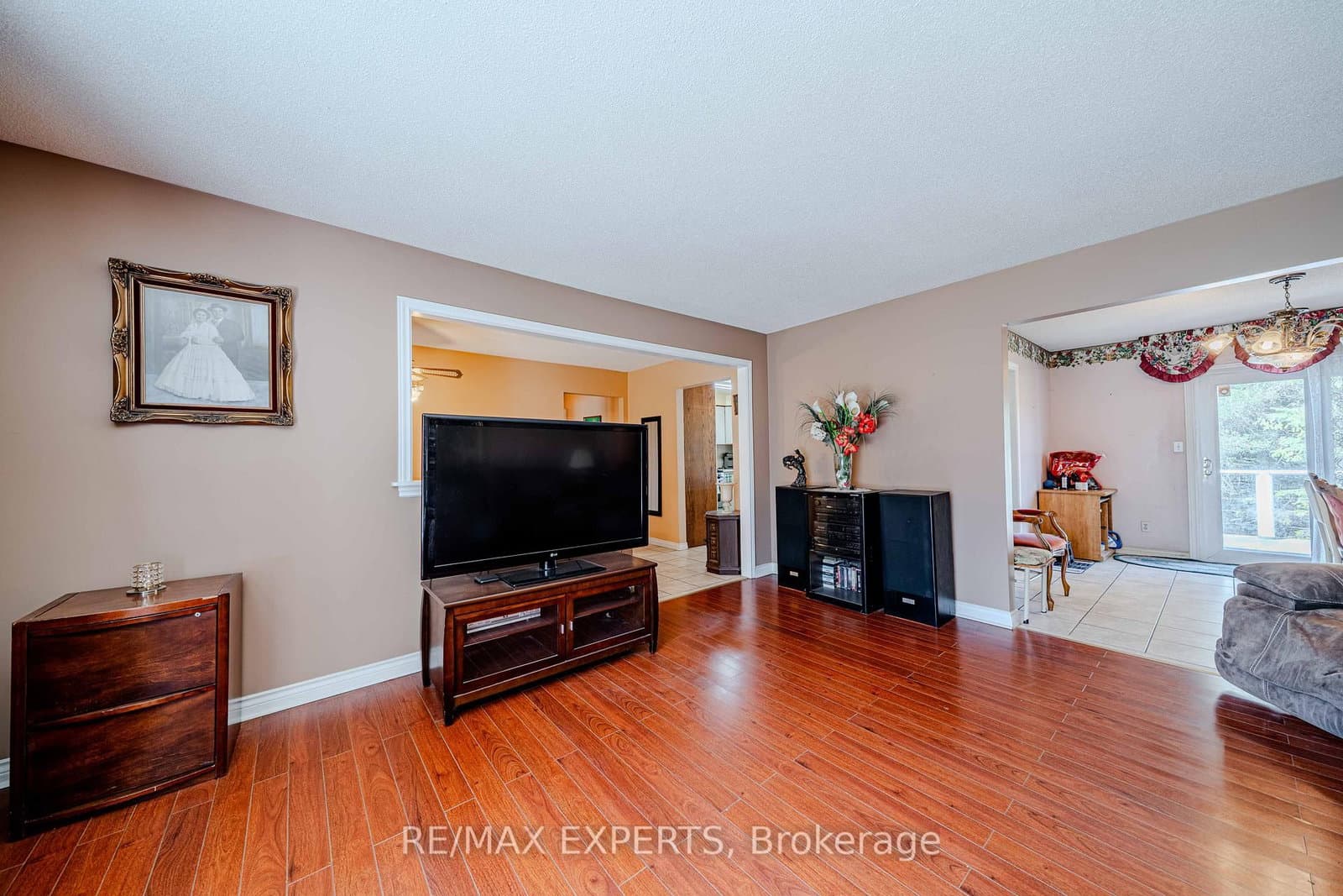 6068 Bloomington Road - Image 5