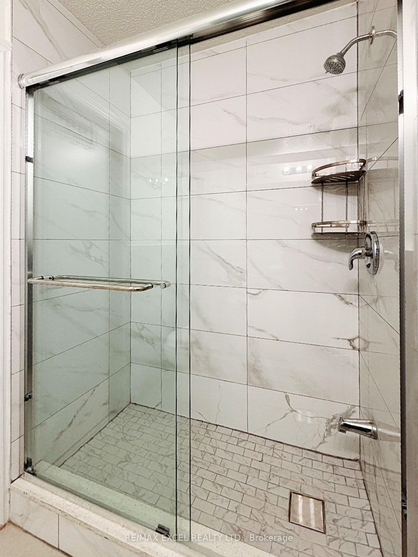 348 Main Street N, Unit 2A - Image 4