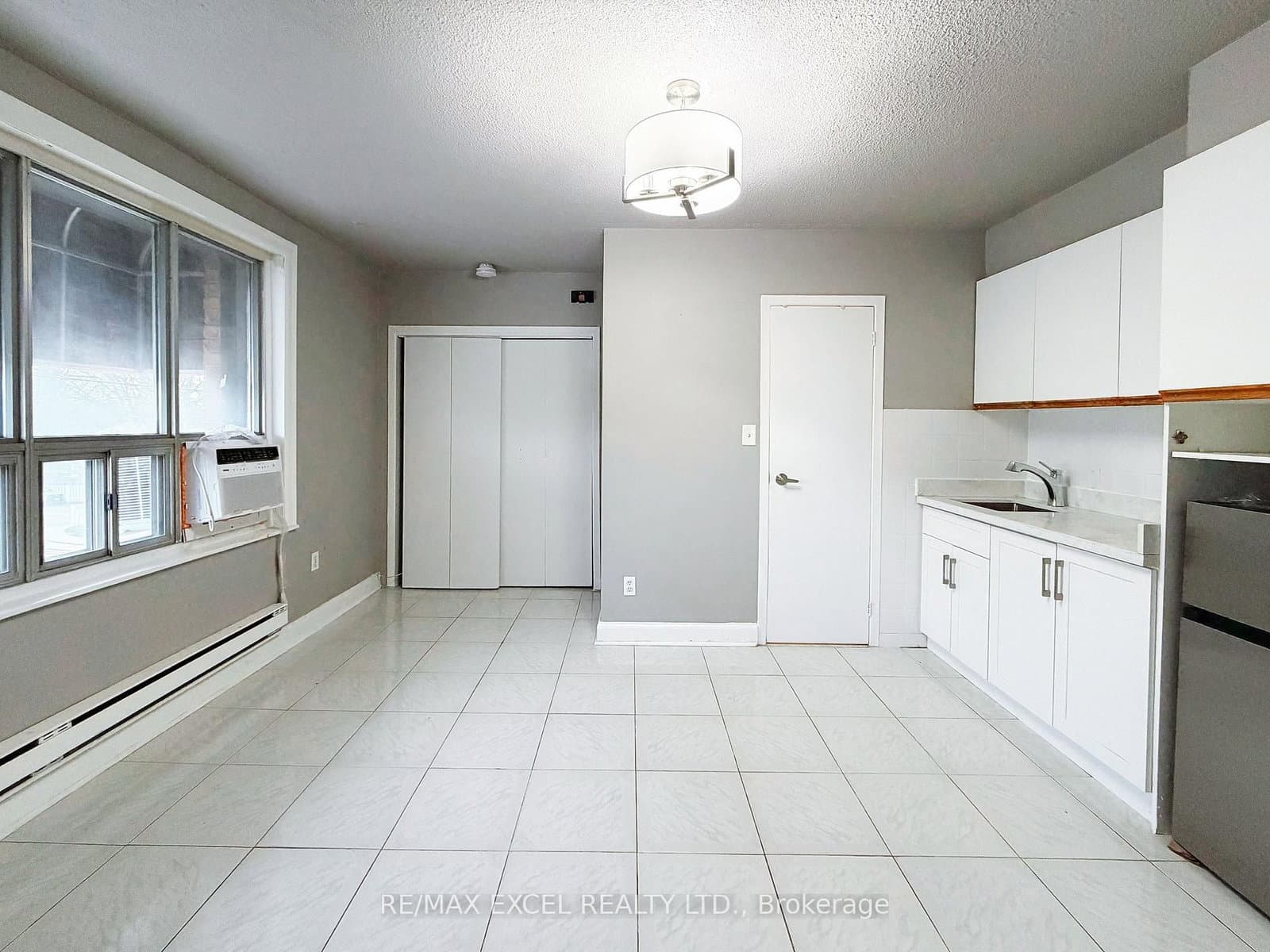 348 Main Street N, Unit 2A - Image 2