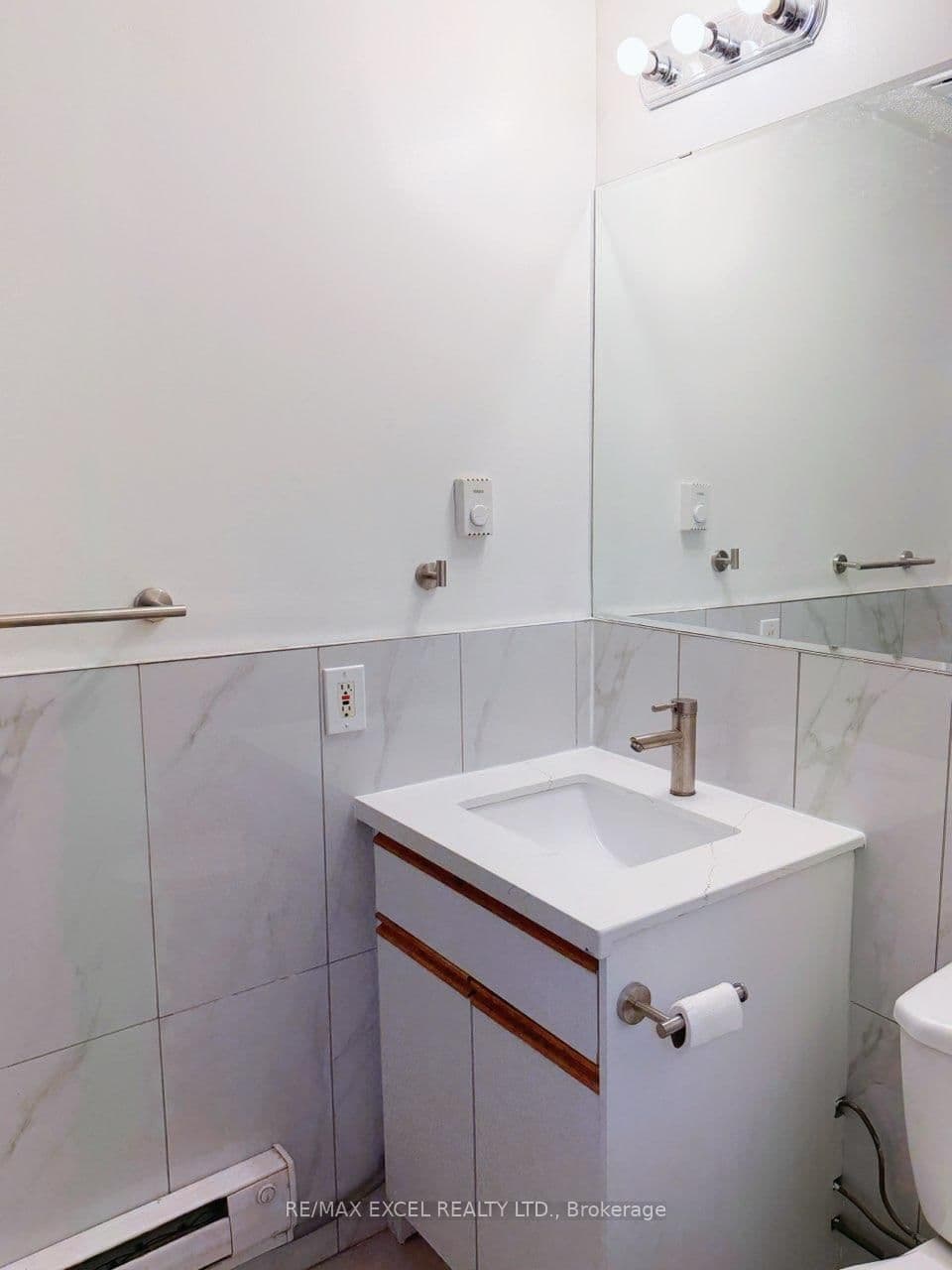 348 Main Street N, Unit 2A - Image 5