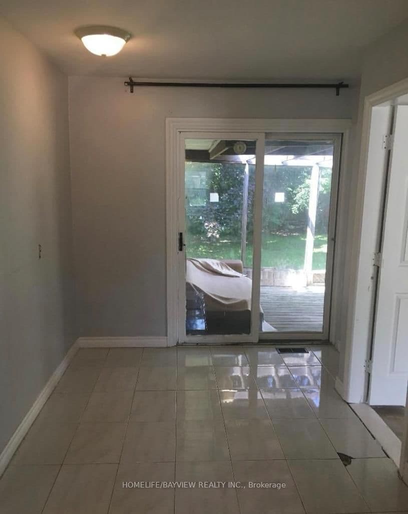 969 Davis Drive - Image 3
