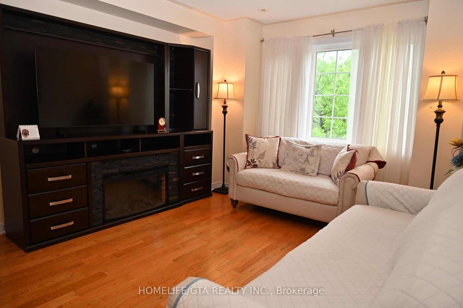2532 Bur Oak Avenue - Image 3