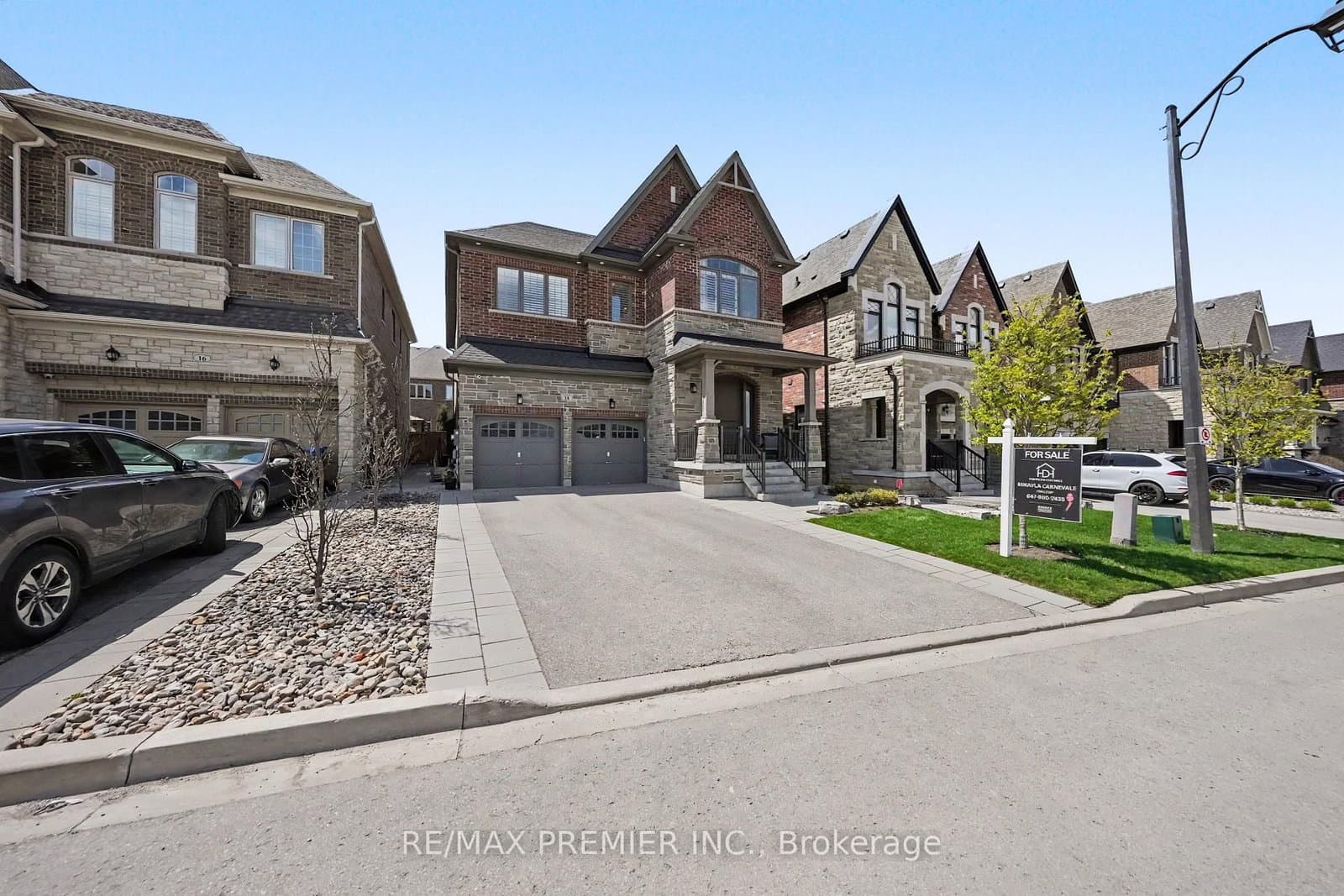 14 King Boulevard - Image 2