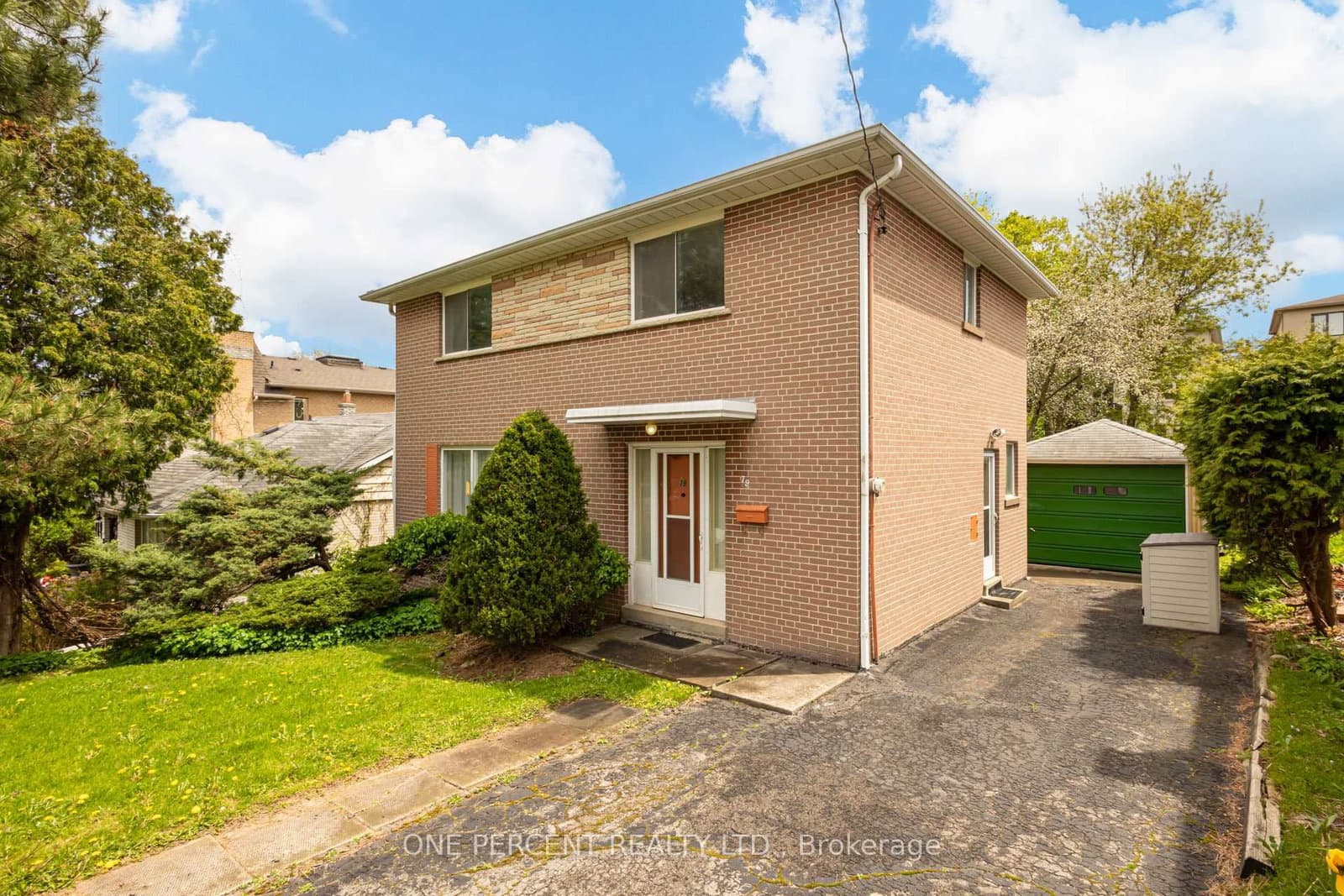 79 Grandview Avenue - Image 2