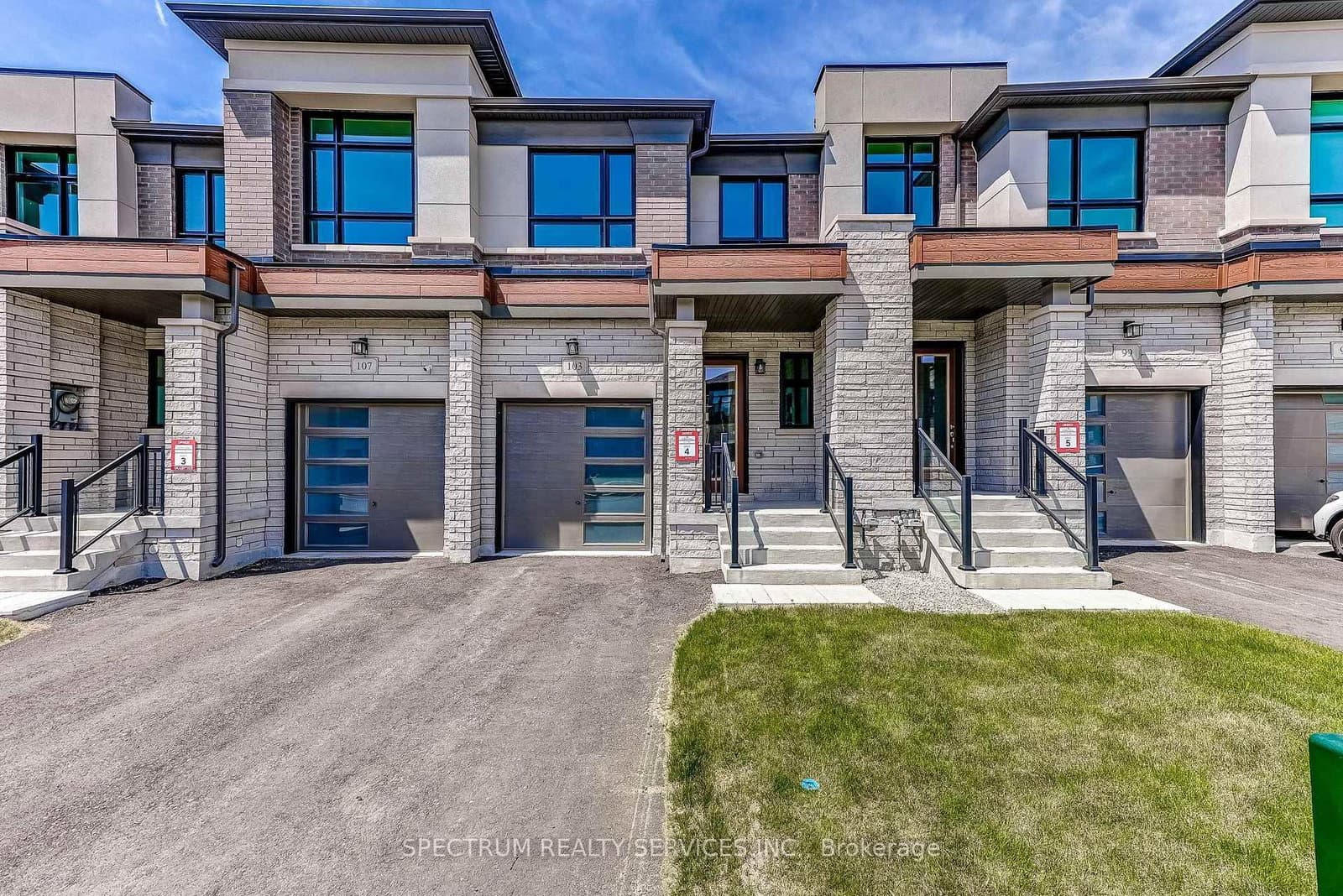 103 Adario Crescent - Image 2