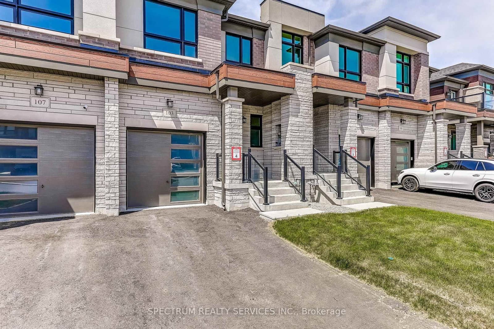 103 Adario Crescent - Image 4