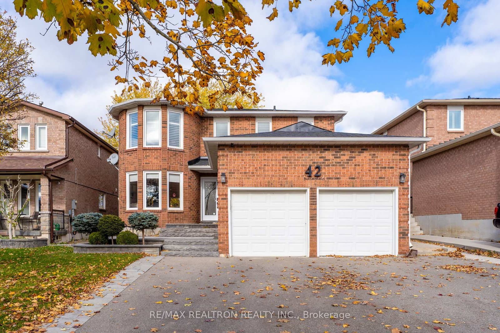 42 Butterfield Crescent, Unit Lower A - Image 1