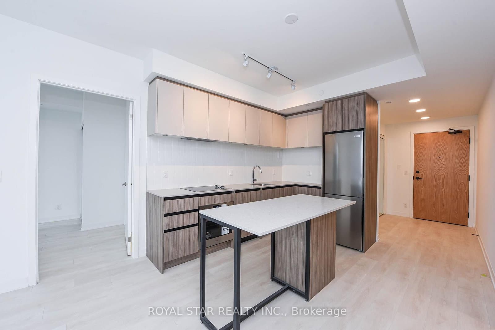 7950 Bathurst Street, Unit 1502 - Image 4