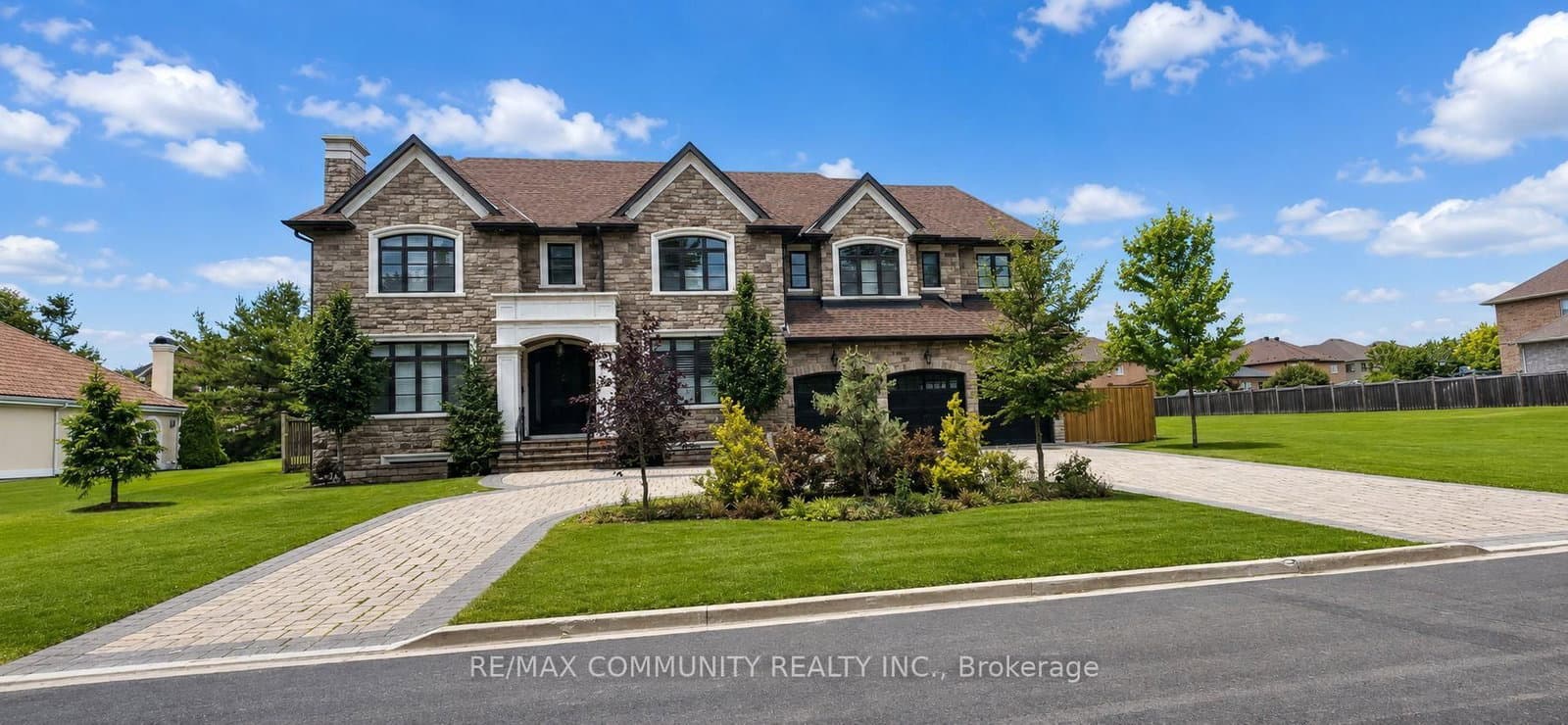 65 Chatelaine Drive - Image 2