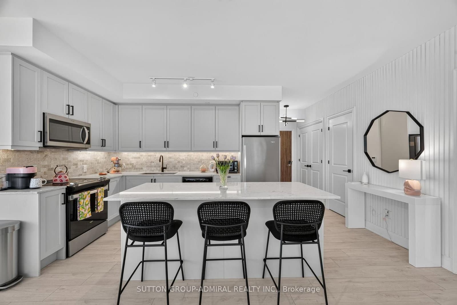 10 Gatineau Drive, Unit 1206W - Image 2