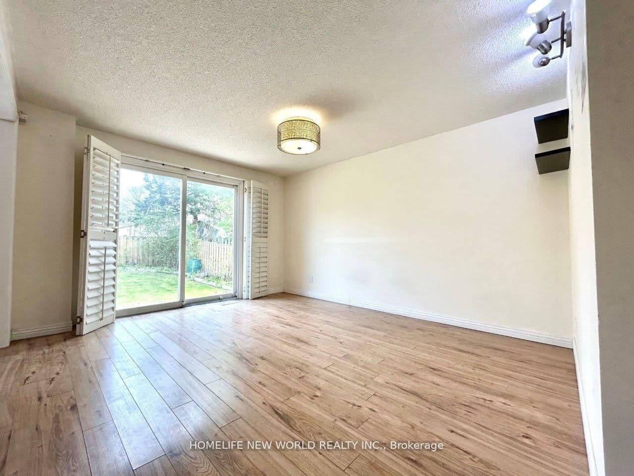 102 Madsen Crescent - Image 5