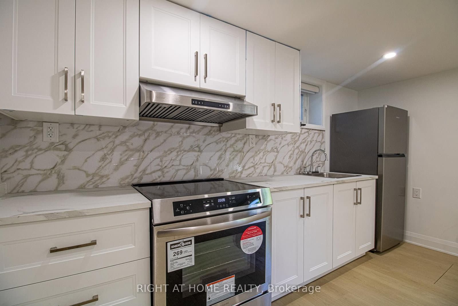 88 Highland Park Boulevard - Image 6