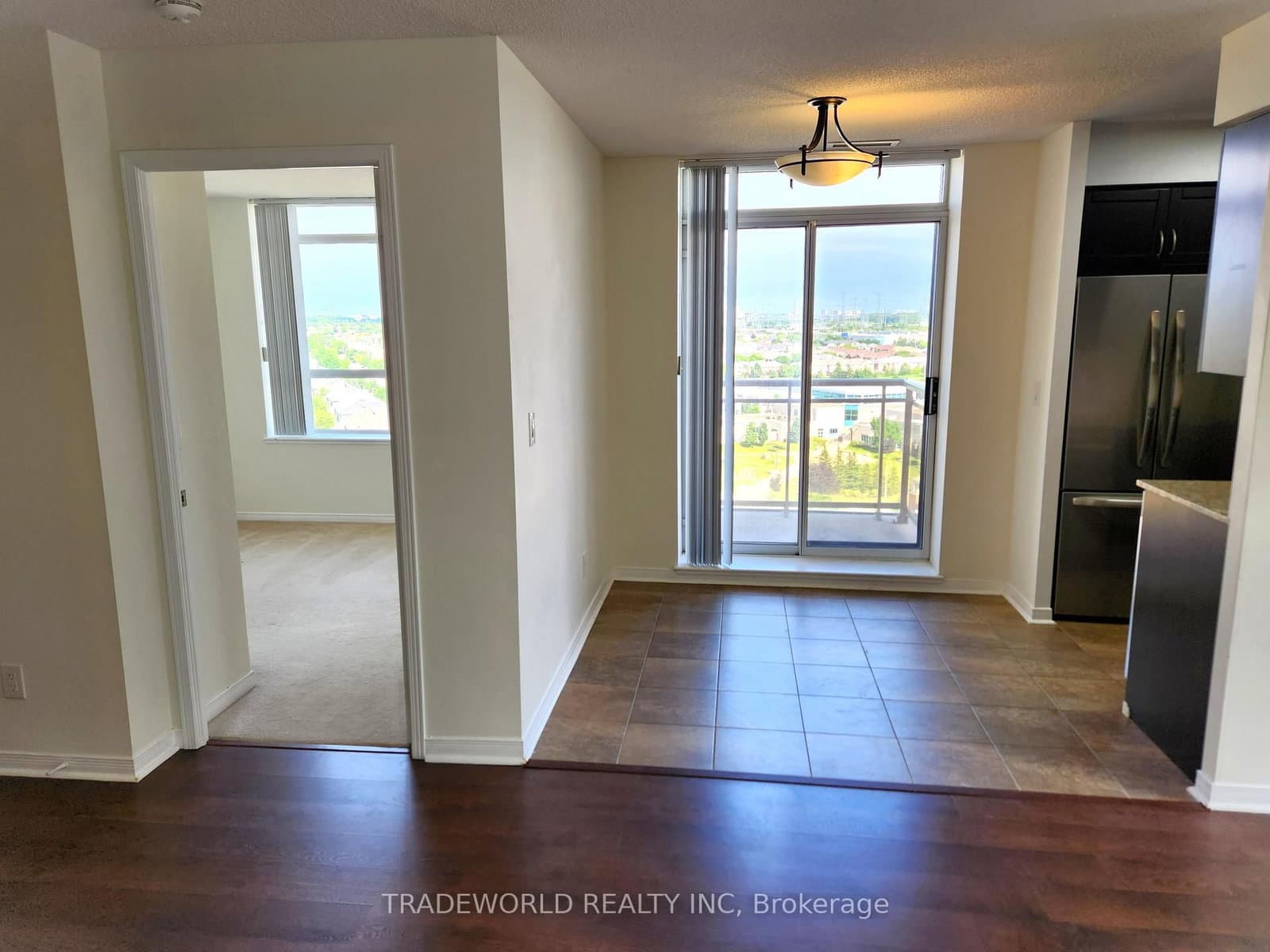 73 King William Crescent, Unit Ph4 - Image 3