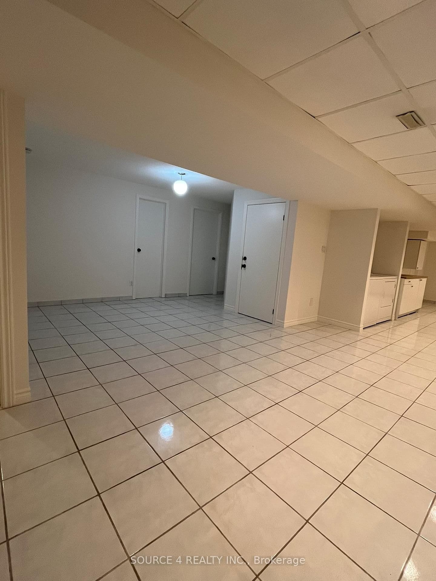 138 Venetian Crescent, Unit Basement - Image 5