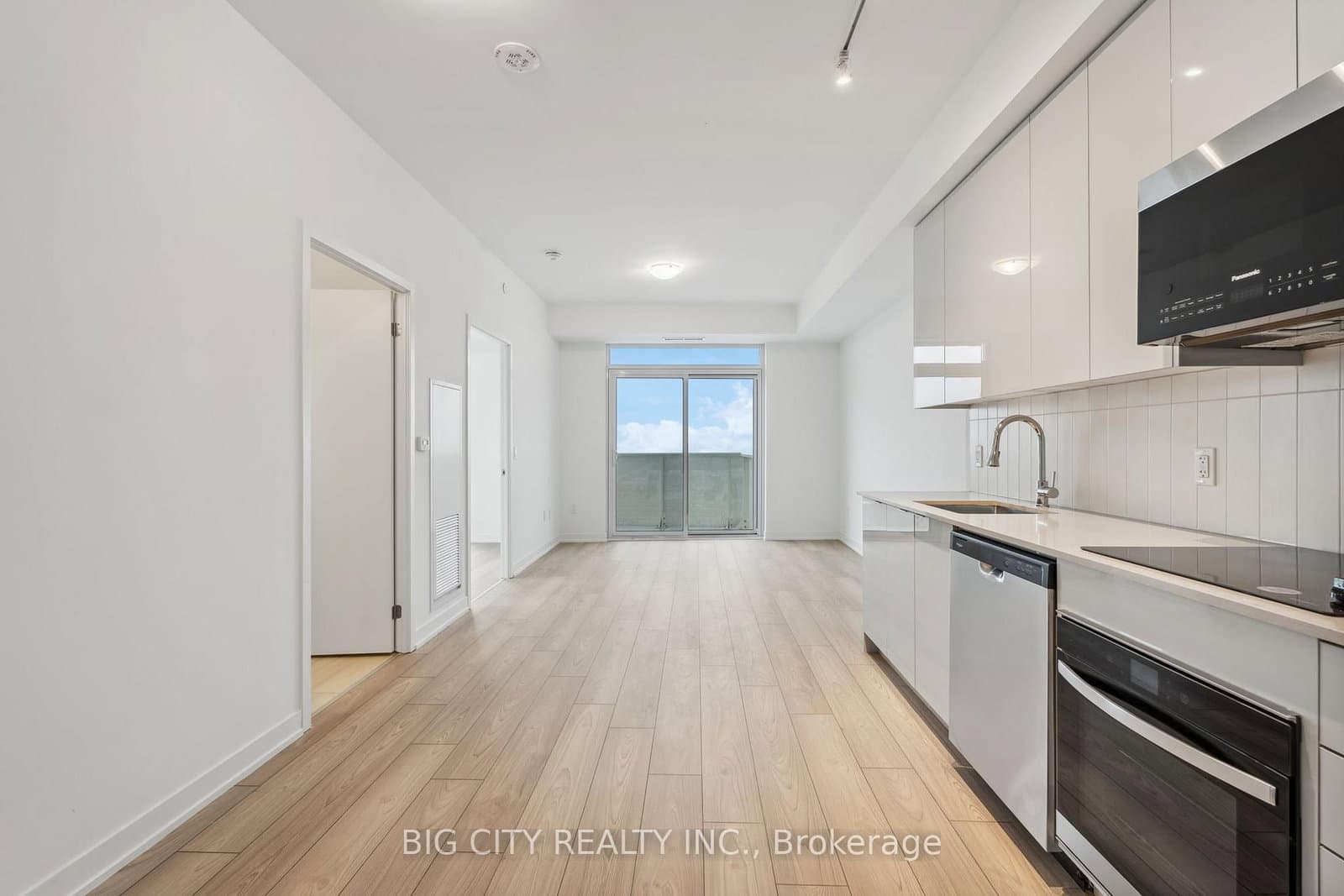 498 Caldari Road, Unit 2328 - Image 4