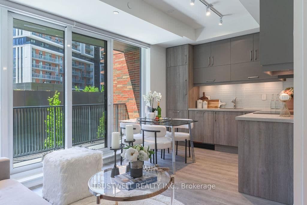 38 Simcoe Promenade, Unit 407 - Image 5