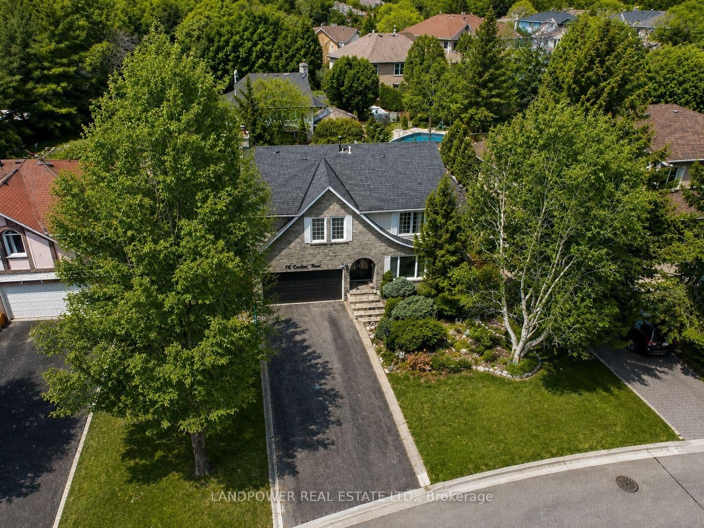14 Carlton Road - Image 1