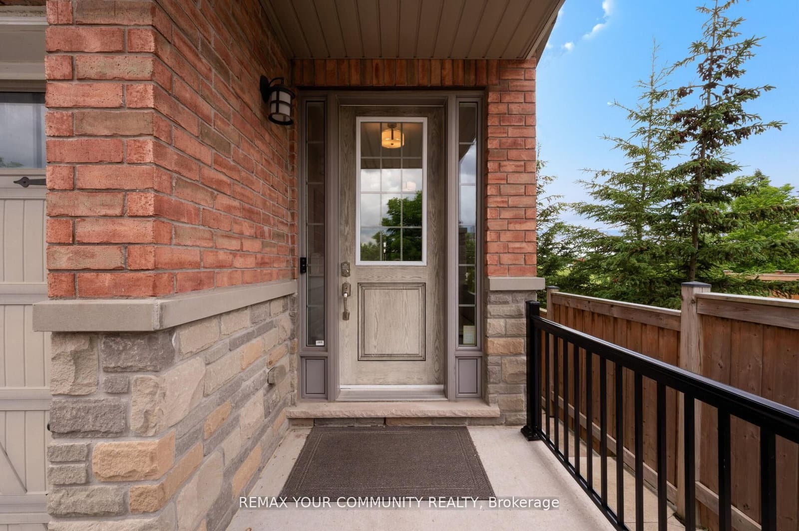 78 Alex Campbell Crescent - Image 2