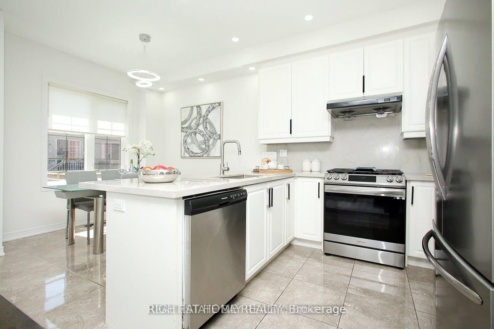 25 Sibella Way - Image 6