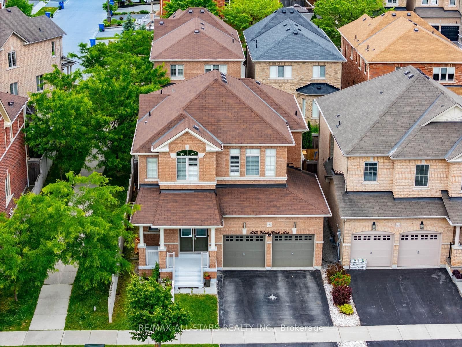 135 Glad Park Avenue - Image 1