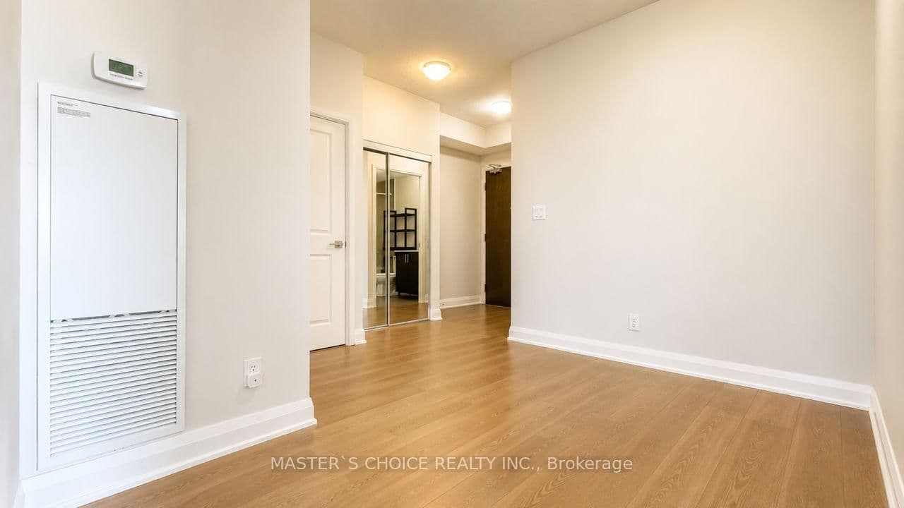 7161 Yonge Street, Unit 2732 - Image 6